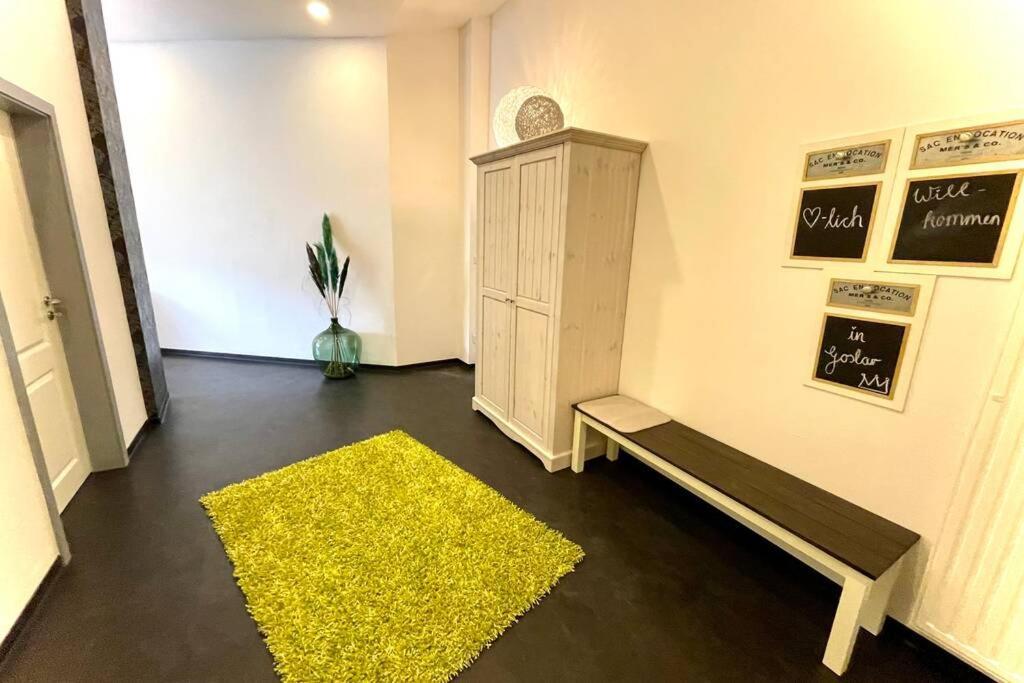Villa Einhorn: Altstadt Loft Mit Privater Terrasse Гослар Екстериор снимка